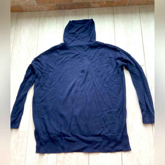 Icebreaker Navy Sweater - Picture 2 of 11